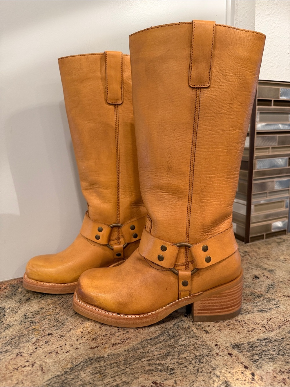 Dingo Women's Tan Leather Harness Boots 7 NWOB